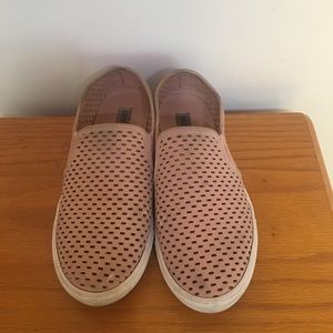 Steve Madden laser cut slip on’s